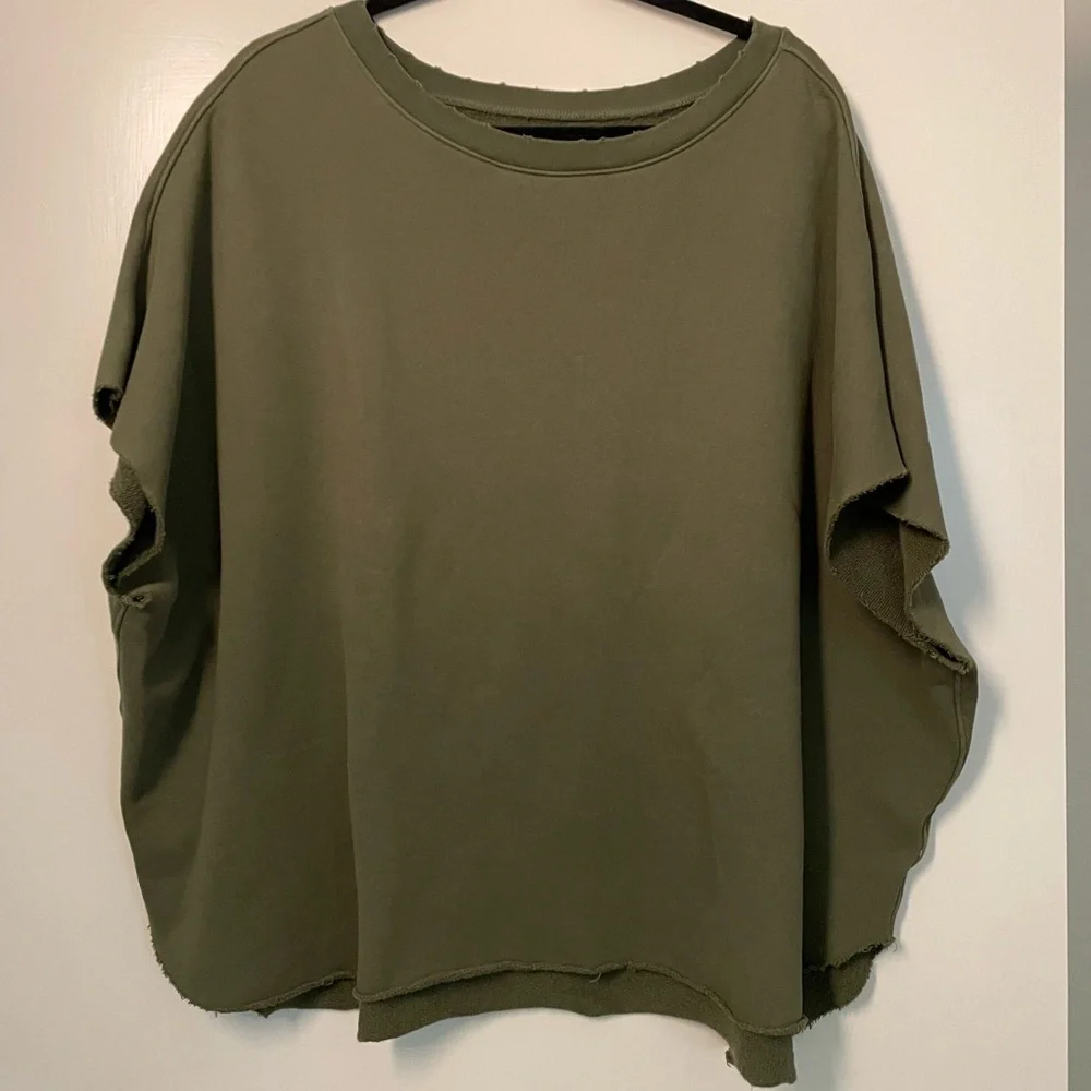 Frank & Eileen Olive Caplet in Caper, O/S - Picture 7 of 13